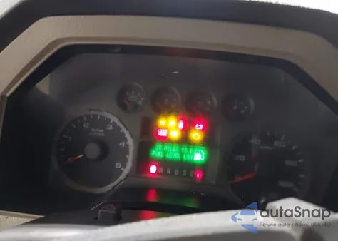 2008 Ford F-250 Xlt из США, поврежденный, VIN 1FTSX21RX8EB51892